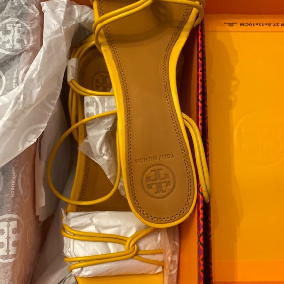 Sandals - Picture 2 of 4